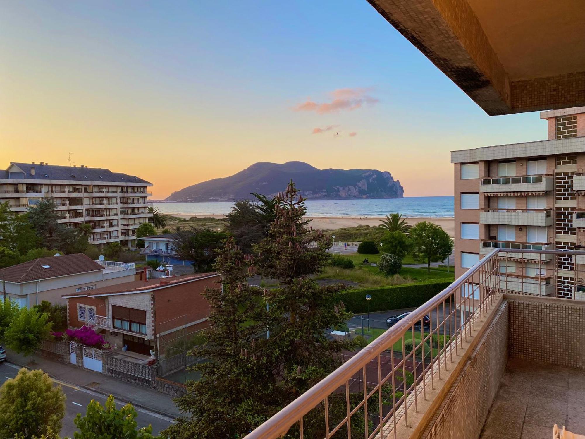 Apartment Laredo Sea Beach Cameră foto